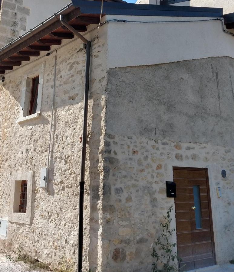 Casetta Tipica In Borgo, Indipendente, Ristrutturata LʼAquila Buitenkant foto
